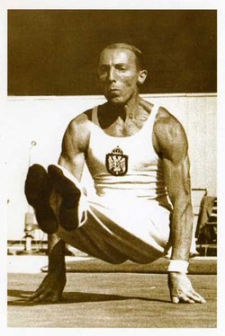 Leon Štukelj